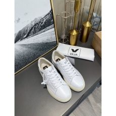 Veja Shoes